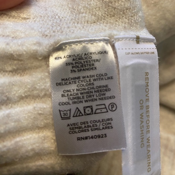 LOFT Soft Marled Cream Button-Up V-Neck Cardigan NWT - Picture 7 of 7